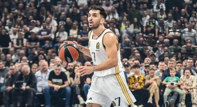 开云-坎帕佐：NBA球员对教练不尊重 教练讲话还在看手机