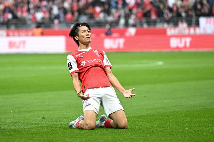 中村敬斗罢赛施压欲离队 兰斯降级后强硬拒绝转会请求